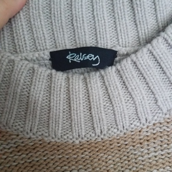 Raisey cropped slouchy sweater, sz M - Picture 4 of 4